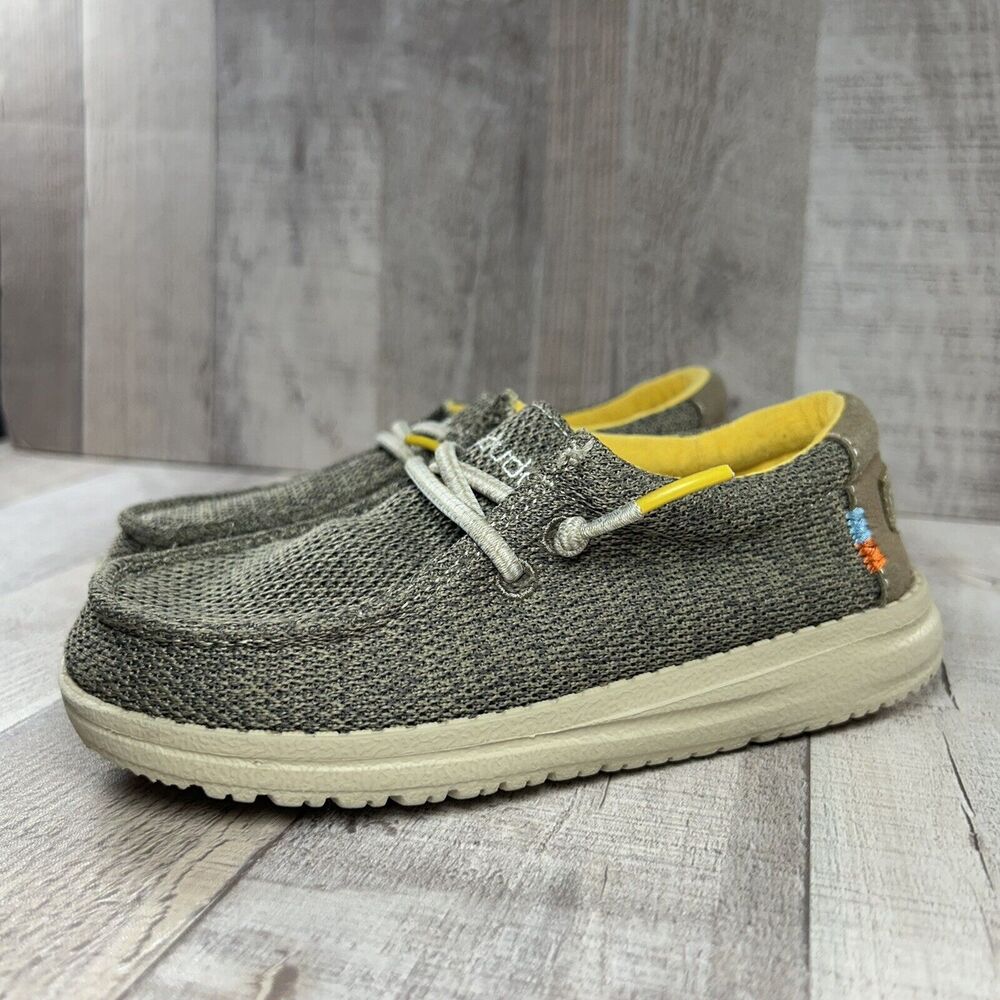 Hey Dude Wally Sox Safari Boys' Toddler 11 K Slip On Loafer Lightweight Brown